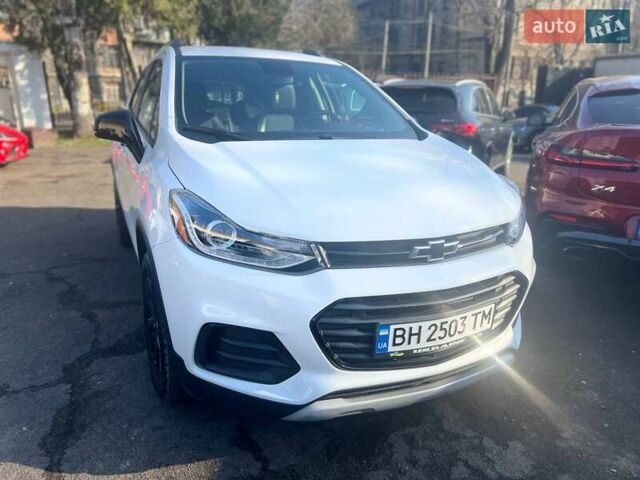 Білий Шевроле Trax, об'ємом двигуна 1.4 л та пробігом 133 тис. км за 12800 $, фото 1 на Automoto.ua
