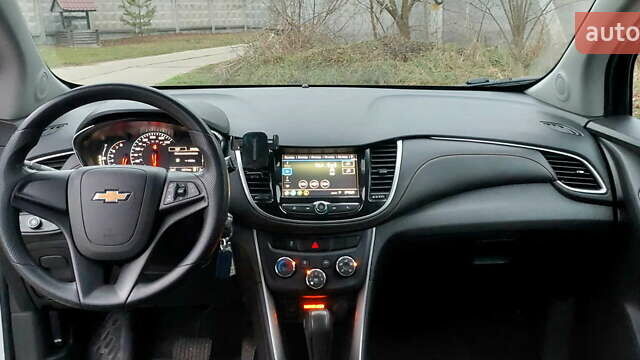 Білий Шевроле Trax, об'ємом двигуна 1.36 л та пробігом 62 тис. км за 12600 $, фото 12 на Automoto.ua