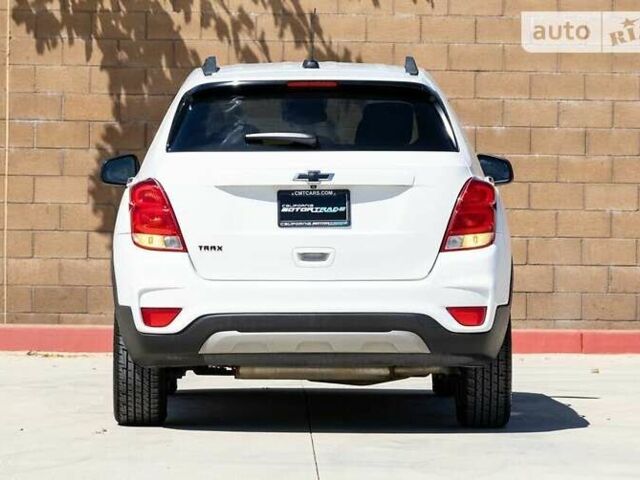 Белый Шевроле Trax, объемом двигателя 1.4 л и пробегом 113 тыс. км за 2300 $, фото 3 на Automoto.ua