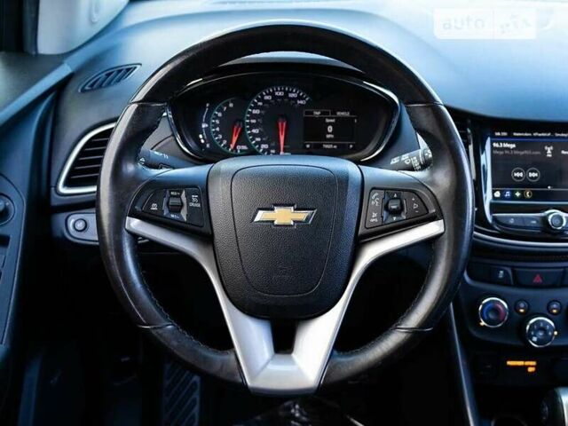 Белый Шевроле Trax, объемом двигателя 1.4 л и пробегом 113 тыс. км за 2300 $, фото 8 на Automoto.ua