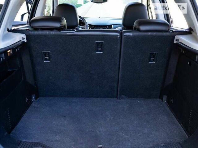 Белый Шевроле Trax, объемом двигателя 1.4 л и пробегом 113 тыс. км за 2300 $, фото 25 на Automoto.ua