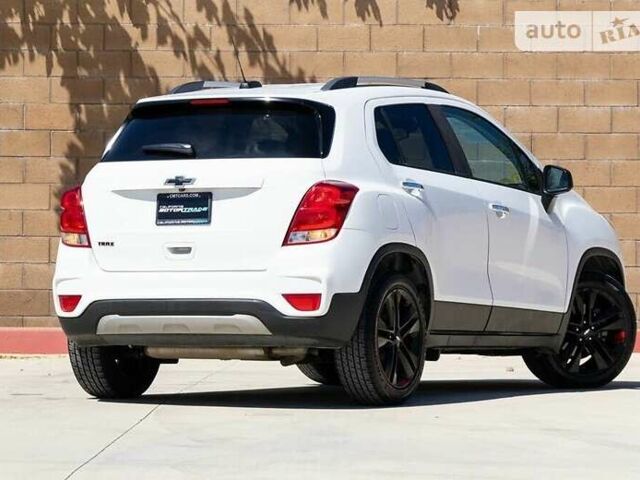 Белый Шевроле Trax, объемом двигателя 1.4 л и пробегом 113 тыс. км за 2300 $, фото 2 на Automoto.ua