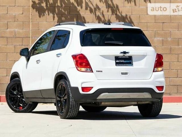 Белый Шевроле Trax, объемом двигателя 1.4 л и пробегом 113 тыс. км за 2300 $, фото 4 на Automoto.ua