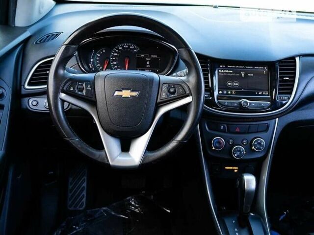 Белый Шевроле Trax, объемом двигателя 1.4 л и пробегом 113 тыс. км за 2300 $, фото 7 на Automoto.ua