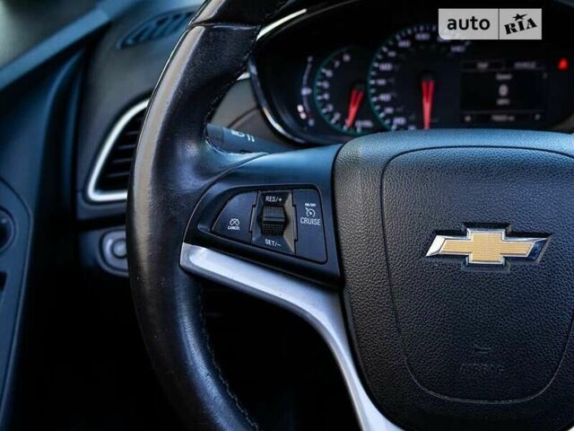 Белый Шевроле Trax, объемом двигателя 1.4 л и пробегом 113 тыс. км за 2300 $, фото 10 на Automoto.ua