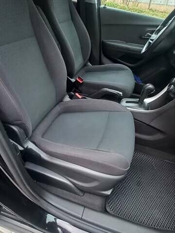 Чорний Шевроле Trax, об'ємом двигуна 1.36 л та пробігом 126 тис. км за 10600 $, фото 10 на Automoto.ua