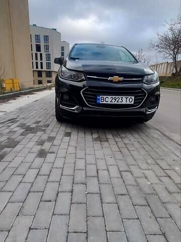Чорний Шевроле Trax, об'ємом двигуна 1.36 л та пробігом 126 тис. км за 10600 $, фото 3 на Automoto.ua