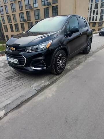 Чорний Шевроле Trax, об'ємом двигуна 1.36 л та пробігом 126 тис. км за 10600 $, фото 1 на Automoto.ua