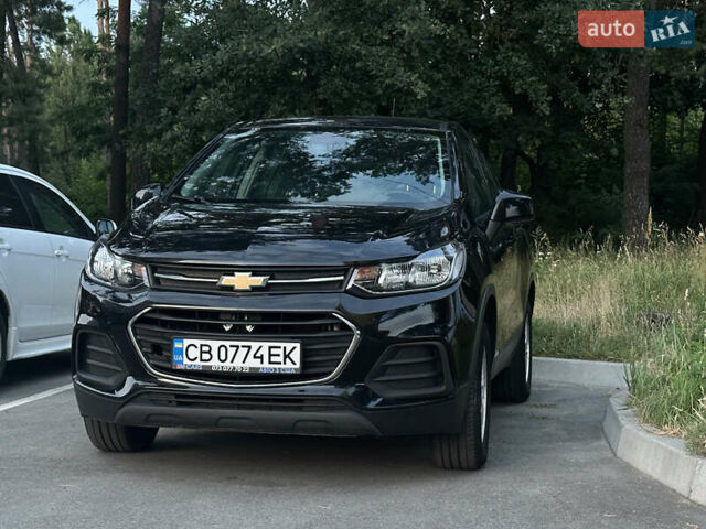 Чорний Шевроле Trax, об'ємом двигуна 1.36 л та пробігом 81 тис. км за 11800 $, фото 1 на Automoto.ua