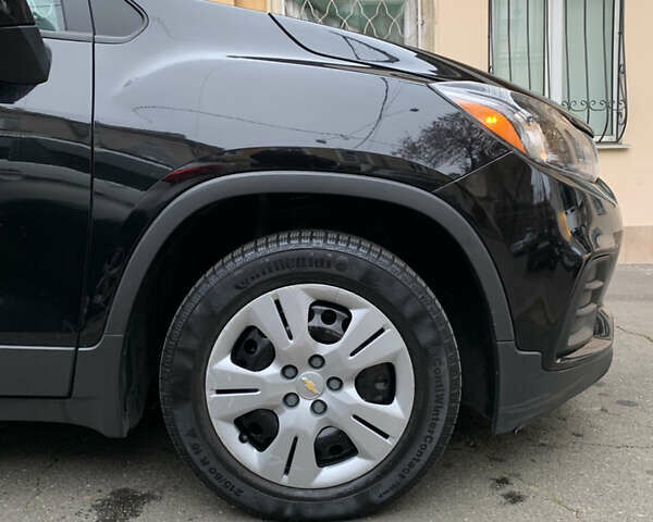 Чорний Шевроле Trax, об'ємом двигуна 1.36 л та пробігом 61 тис. км за 11700 $, фото 5 на Automoto.ua