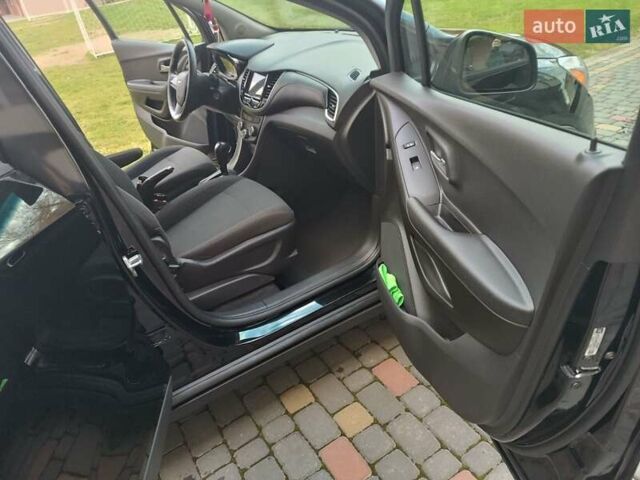 Черный Шевроле Trax, объемом двигателя 1.36 л и пробегом 81 тыс. км за 10950 $, фото 17 на Automoto.ua