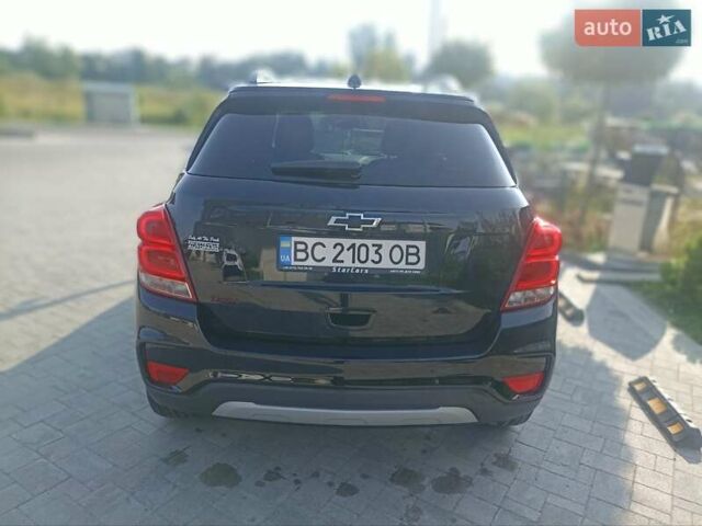 Черный Шевроле Trax, объемом двигателя 1.36 л и пробегом 69 тыс. км за 11600 $, фото 2 на Automoto.ua