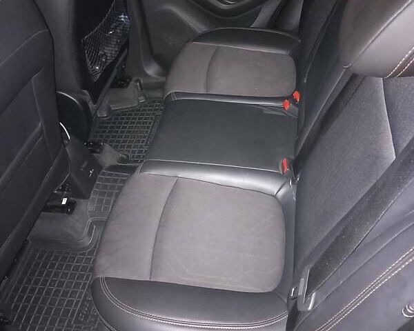 Черный Шевроле Trax, объемом двигателя 1.36 л и пробегом 69 тыс. км за 11600 $, фото 25 на Automoto.ua