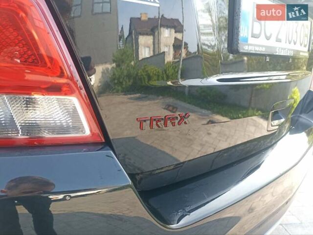Черный Шевроле Trax, объемом двигателя 1.36 л и пробегом 69 тыс. км за 11600 $, фото 12 на Automoto.ua