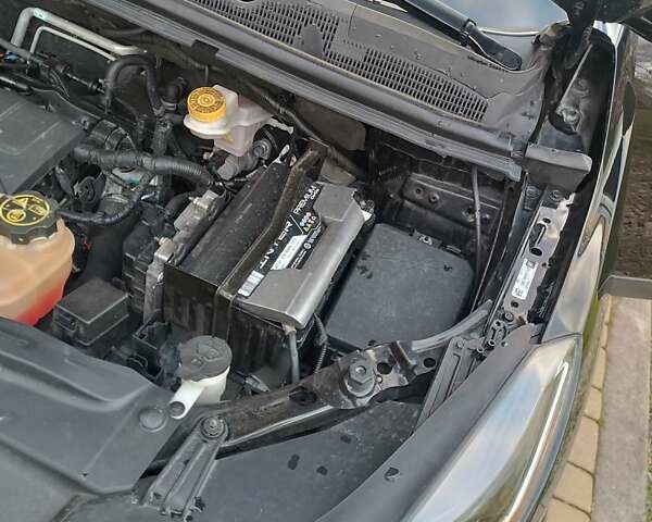 Черный Шевроле Trax, объемом двигателя 1.36 л и пробегом 81 тыс. км за 10950 $, фото 26 на Automoto.ua