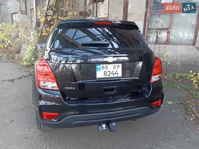 Черный Шевроле Trax, объемом двигателя 1.36 л и пробегом 31 тыс. км за 14000 $, фото 3 на Automoto.ua