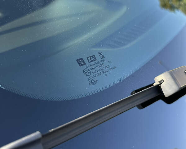 Черный Шевроле Trax, объемом двигателя 1.4 л и пробегом 99 тыс. км за 13799 $, фото 16 на Automoto.ua