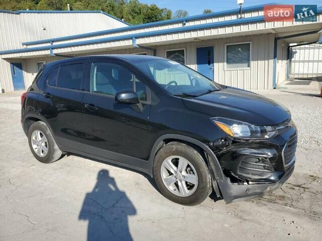 Черный Шевроле Trax, объемом двигателя 1.4 л и пробегом 40 тыс. км за 2170 $, фото 3 на Automoto.ua