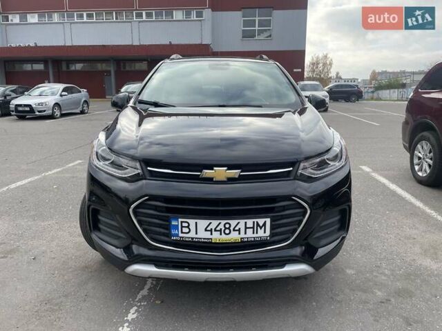 Черный Шевроле Trax, объемом двигателя 1.36 л и пробегом 42 тыс. км за 15500 $, фото 2 на Automoto.ua