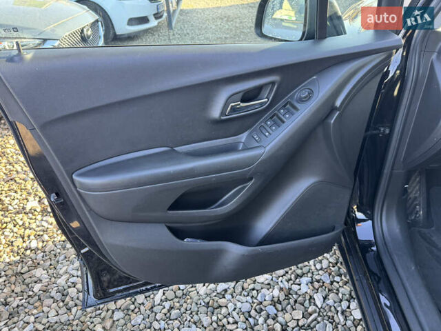 Черный Шевроле Trax, объемом двигателя 1.4 л и пробегом 92 тыс. км за 14999 $, фото 13 на Automoto.ua