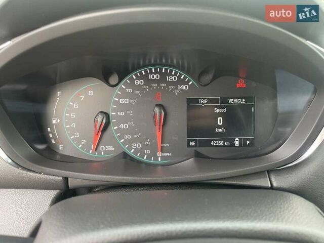 Черный Шевроле Trax, объемом двигателя 1.36 л и пробегом 42 тыс. км за 15500 $, фото 4 на Automoto.ua