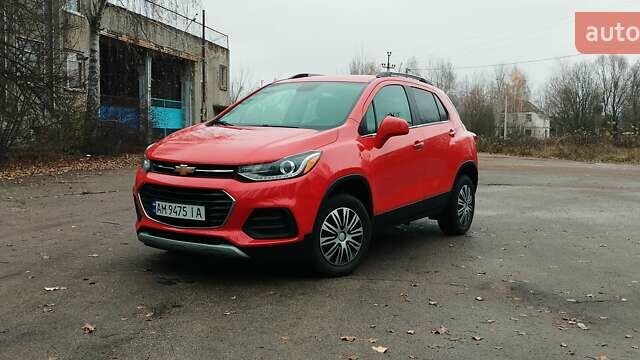 Красный Шевроле Trax, объемом двигателя 1.4 л и пробегом 50 тыс. км за 13600 $, фото 2 на Automoto.ua
