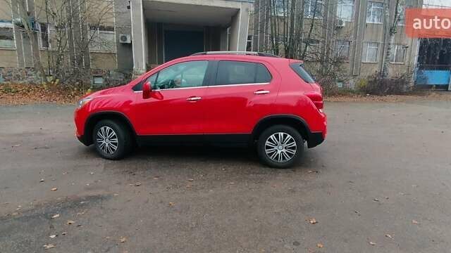 Красный Шевроле Trax, объемом двигателя 1.4 л и пробегом 50 тыс. км за 13600 $, фото 4 на Automoto.ua