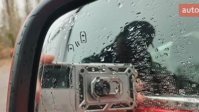 Красный Шевроле Trax, объемом двигателя 1.4 л и пробегом 50 тыс. км за 13600 $, фото 9 на Automoto.ua