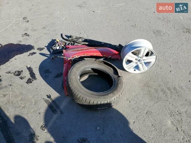 Красный Шевроле Trax, объемом двигателя 1.4 л и пробегом 77 тыс. км за 3000 $, фото 12 на Automoto.ua