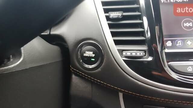 Красный Шевроле Trax, объемом двигателя 1.4 л и пробегом 50 тыс. км за 13600 $, фото 29 на Automoto.ua