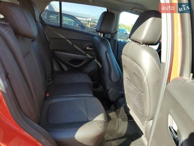 Красный Шевроле Trax, объемом двигателя 1.4 л и пробегом 77 тыс. км за 3000 $, фото 10 на Automoto.ua