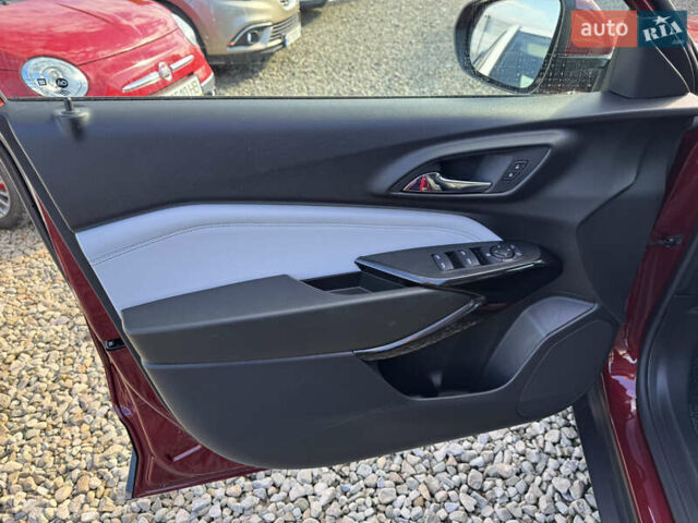 Красный Шевроле Trax, объемом двигателя 1.2 л и пробегом 80 тыс. км за 18999 $, фото 14 на Automoto.ua