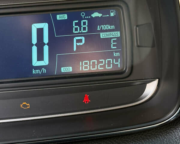 Шевроле Trax, объемом двигателя 1.7 л и пробегом 180 тыс. км за 10900 $, фото 41 на Automoto.ua