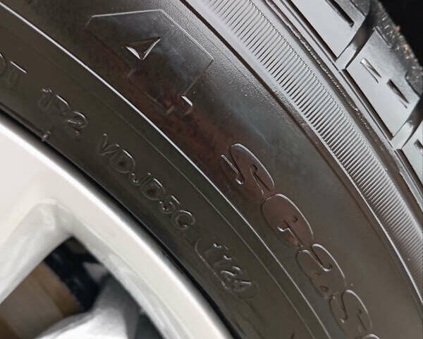 Шевроле Trax, объемом двигателя 1.7 л и пробегом 180 тыс. км за 10900 $, фото 6 на Automoto.ua