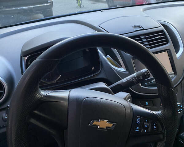 Шевроле Trax, объемом двигателя 1.36 л и пробегом 142 тыс. км за 10400 $, фото 5 на Automoto.ua