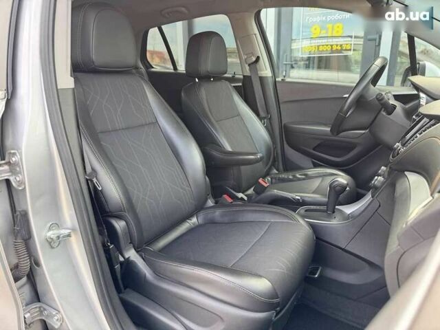 Шевроле Trax, объемом двигателя 1.4 л и пробегом 92 тыс. км за 10900 $, фото 16 на Automoto.ua