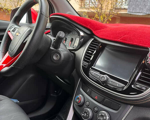 Шевроле Trax, объемом двигателя 1.4 л и пробегом 80 тыс. км за 11000 $, фото 8 на Automoto.ua