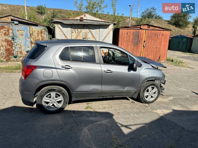 Шевроле Trax, объемом двигателя 1.4 л и пробегом 58 тыс. км за 7700 $, фото 4 на Automoto.ua