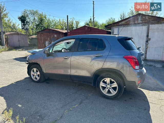 Шевроле Trax, объемом двигателя 1.4 л и пробегом 58 тыс. км за 7700 $, фото 2 на Automoto.ua