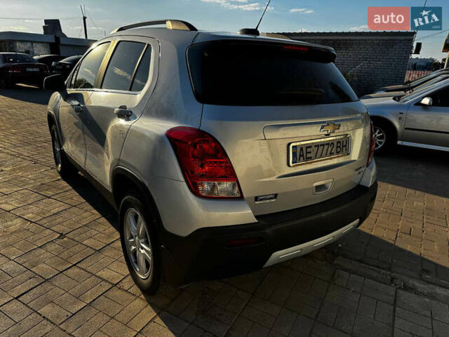 Серый Шевроле Trax, объемом двигателя 1.4 л и пробегом 190 тыс. км за 10700 $, фото 2 на Automoto.ua