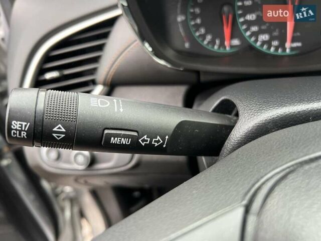 Серый Шевроле Trax, объемом двигателя 1.36 л и пробегом 104 тыс. км за 11300 $, фото 11 на Automoto.ua