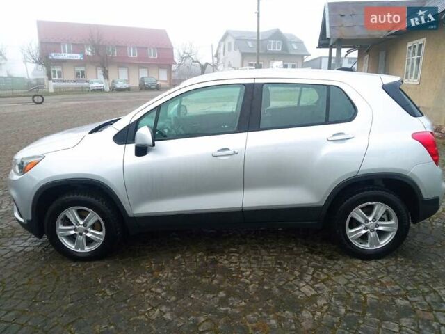 Серый Шевроле Trax, объемом двигателя 1.4 л и пробегом 218 тыс. км за 10800 $, фото 16 на Automoto.ua