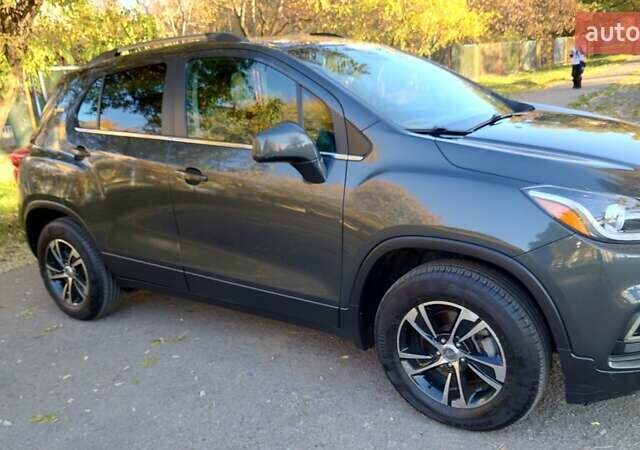 Серый Шевроле Trax, объемом двигателя 1.4 л и пробегом 51 тыс. км за 13500 $, фото 1 на Automoto.ua