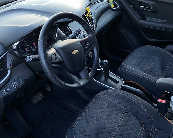 Сірий Шевроле Trax, об'ємом двигуна 1.4 л та пробігом 42 тис. км за 13500 $, фото 6 на Automoto.ua