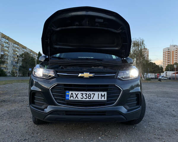 Сірий Шевроле Trax, об'ємом двигуна 1.4 л та пробігом 42 тис. км за 13500 $, фото 12 на Automoto.ua