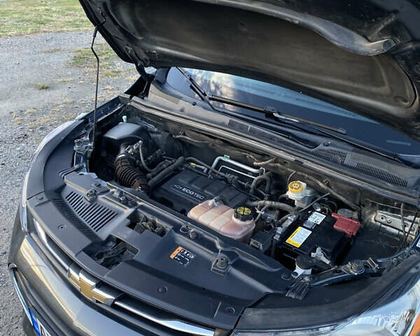 Сірий Шевроле Trax, об'ємом двигуна 1.4 л та пробігом 42 тис. км за 13500 $, фото 11 на Automoto.ua