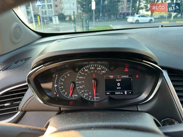 Сірий Шевроле Trax, об'ємом двигуна 1.36 л та пробігом 70 тис. км за 11200 $, фото 12 на Automoto.ua