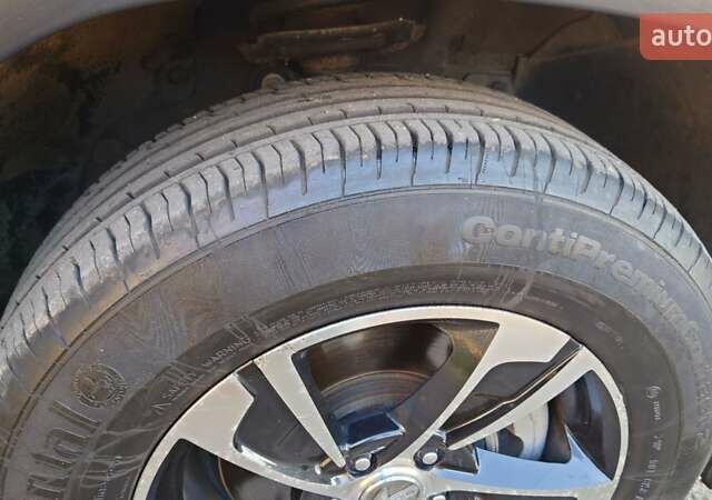 Серый Шевроле Trax, объемом двигателя 1.4 л и пробегом 51 тыс. км за 13500 $, фото 8 на Automoto.ua