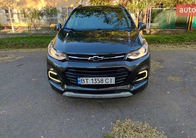 Серый Шевроле Trax, объемом двигателя 1.4 л и пробегом 51 тыс. км за 13500 $, фото 21 на Automoto.ua