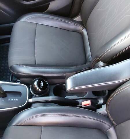 Серый Шевроле Trax, объемом двигателя 1.4 л и пробегом 51 тыс. км за 13500 $, фото 26 на Automoto.ua